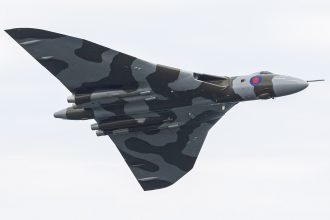 Vulcan XH558