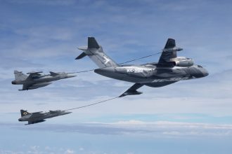 Gripen E KC-390 Refueling Certification