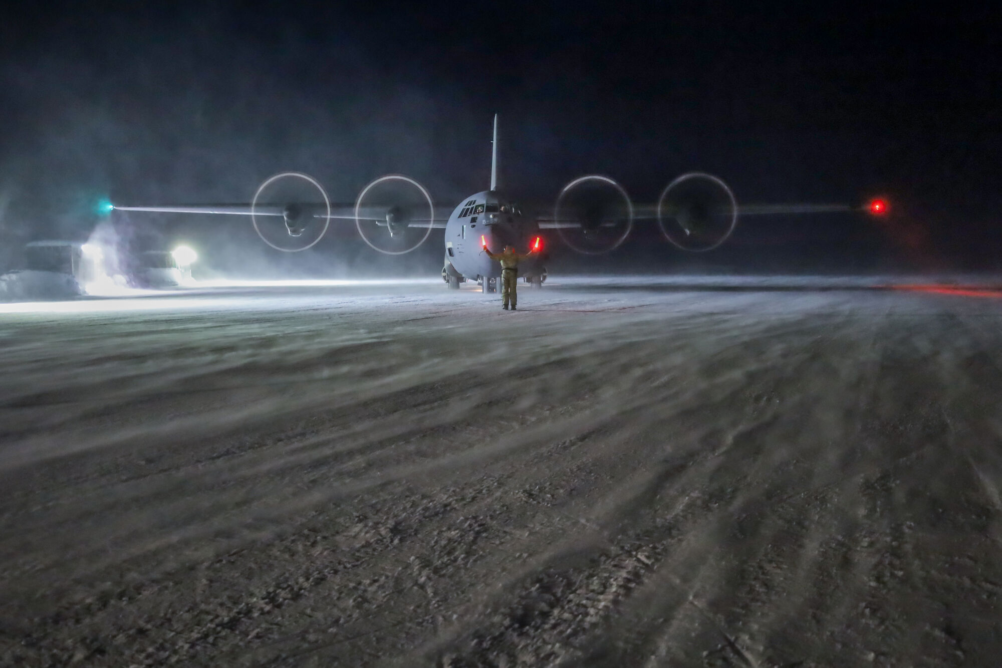 European Militaries Deploy to Greenland Amidst Trump’s Demands for Annexation and Tariff Threats