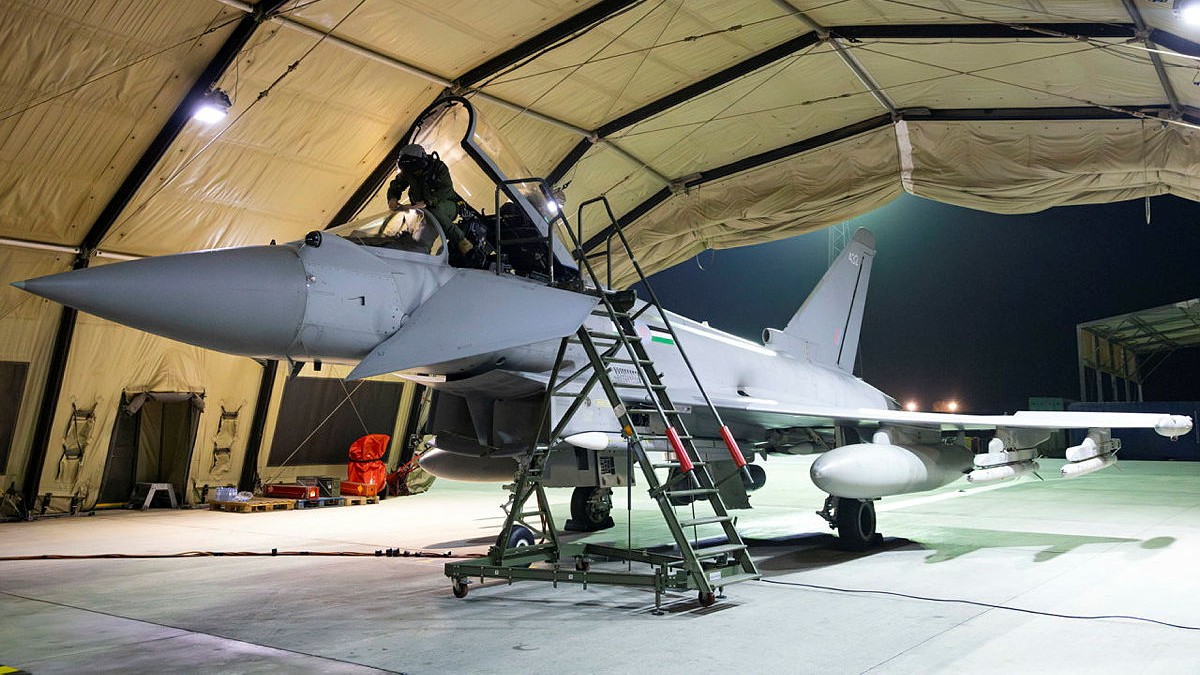 RAF Typhoons Deployed to Qatar Amid U.S. Build Up in Middle East