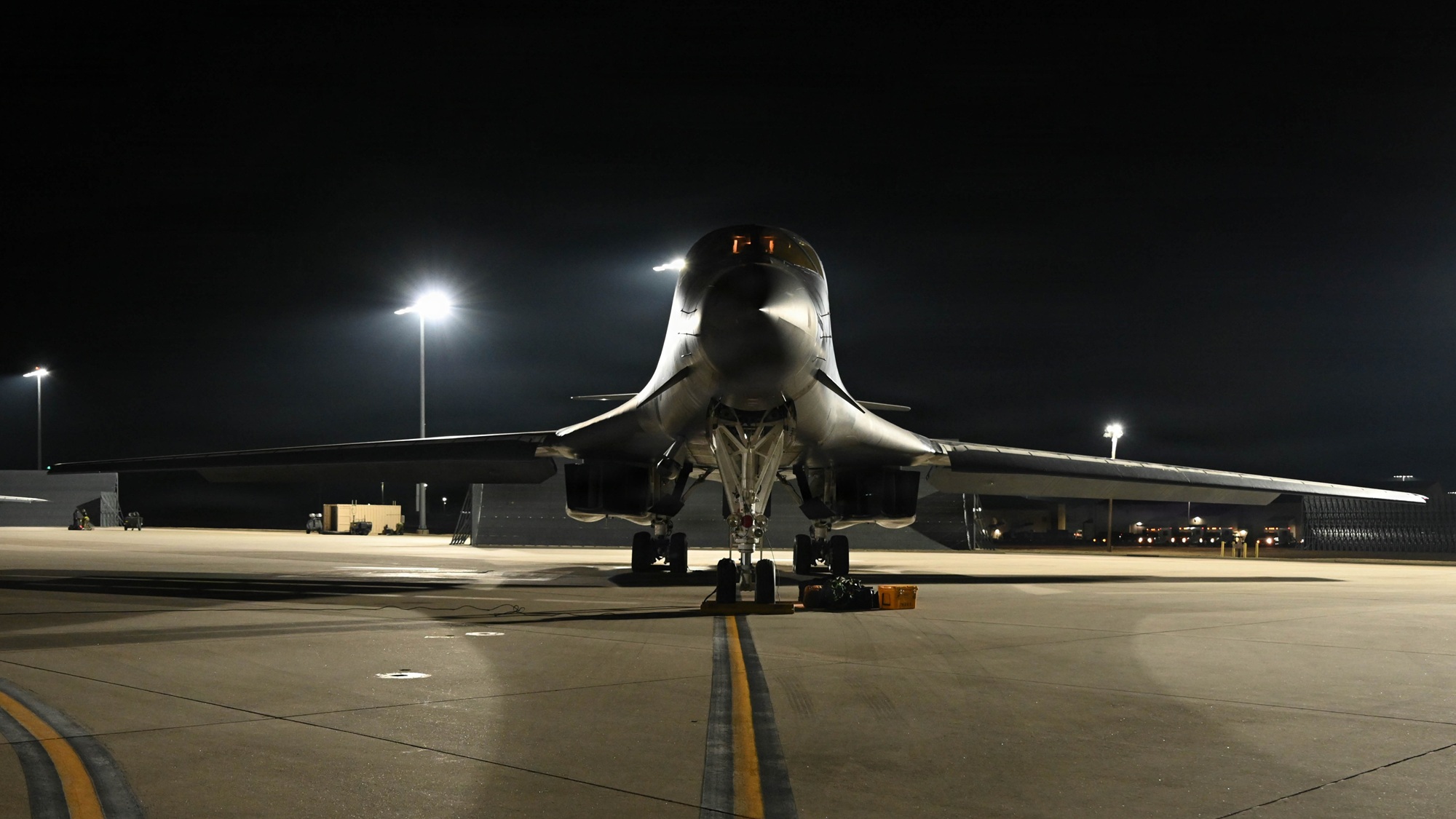 B-1B Bombers Deploy to RAF Fairford to Ramp Up Missions Over Iran
