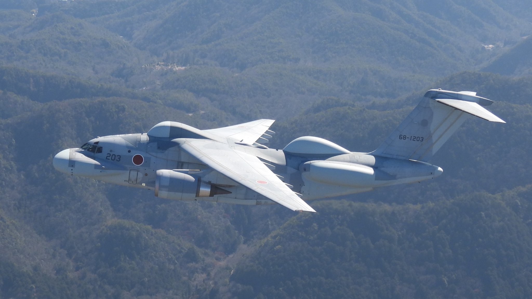 Japan’s “Platypus” EC-2 Stand-Off Jammer Flies for the First Time