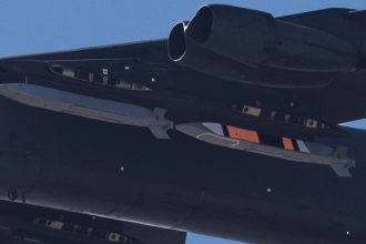 B-52 spotted AGM-181