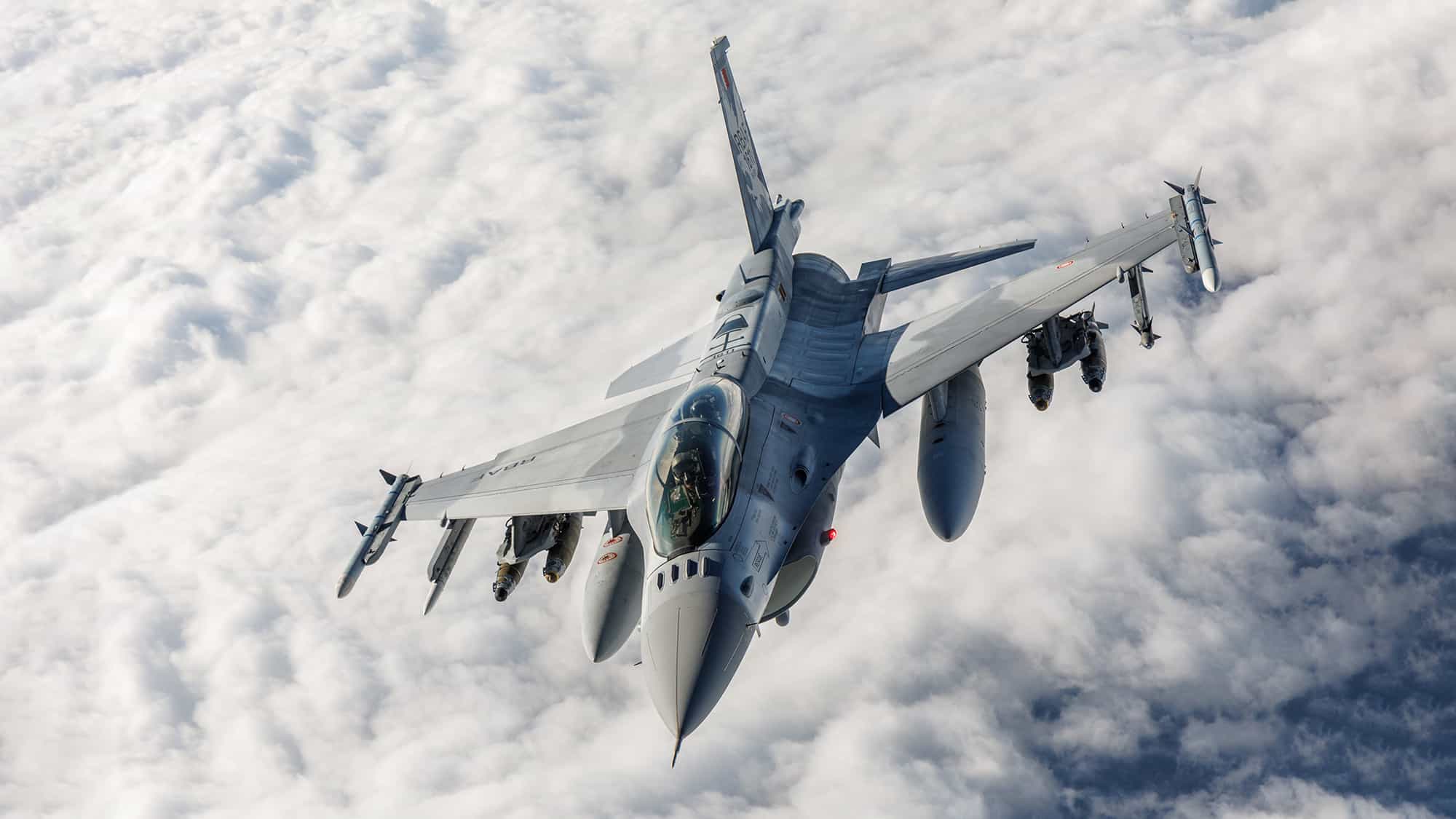 Peru Selects F-16 Block 70 Fighters Amid Political Crisis