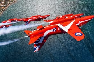 Red Arrows Seven Jet Formation