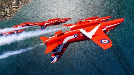 Red Arrows Seven Jet Formation