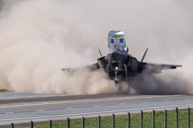 Italian F-35B highway operations