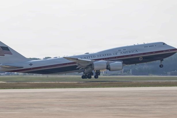 VC-25B Bridge Maxed Out
